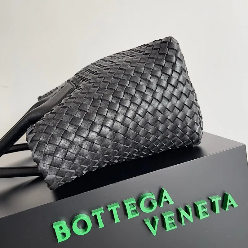 All categories 💚 Authentic bags 💚 BV 2025 new BV handbags
